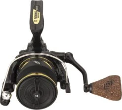 13 Fishing Axum Spinning Reel -13 Fishing Axumspinningreel3